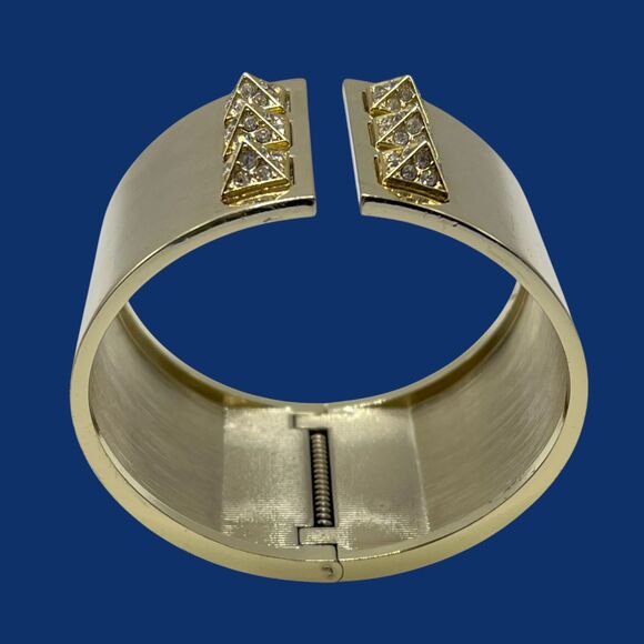 Victoria's Secret Scandalous Bracelet Gold Tone Clamper Cuff Rhinestone Wide - Picture 3 of 9